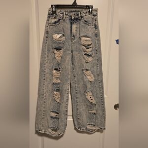 REPOSH~~Distressed Light Blue Women's Jeans